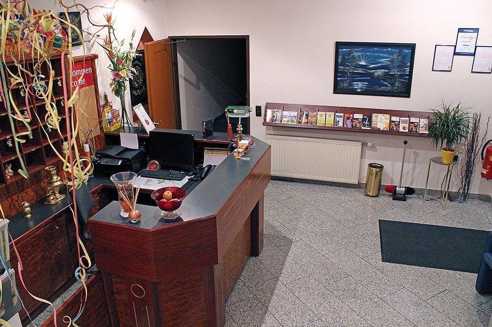 Pension Erlaa Vienna Exterior photo